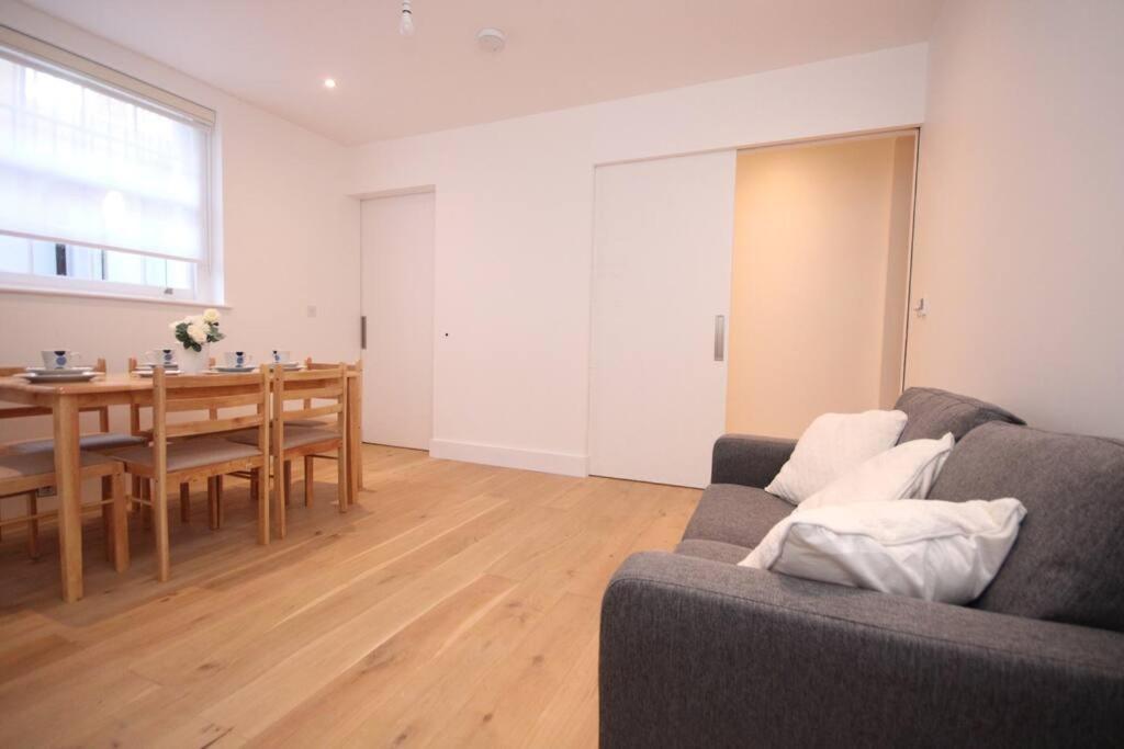 ロンドンLovely Flat In Baker Streetアパートメント エクステリア 写真